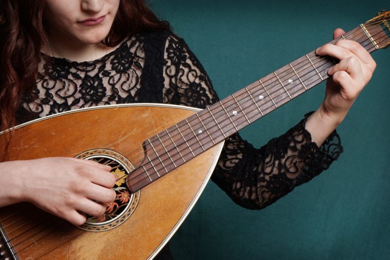 How to Incorporate Middle Eastern Scales and Modes into Your Playing